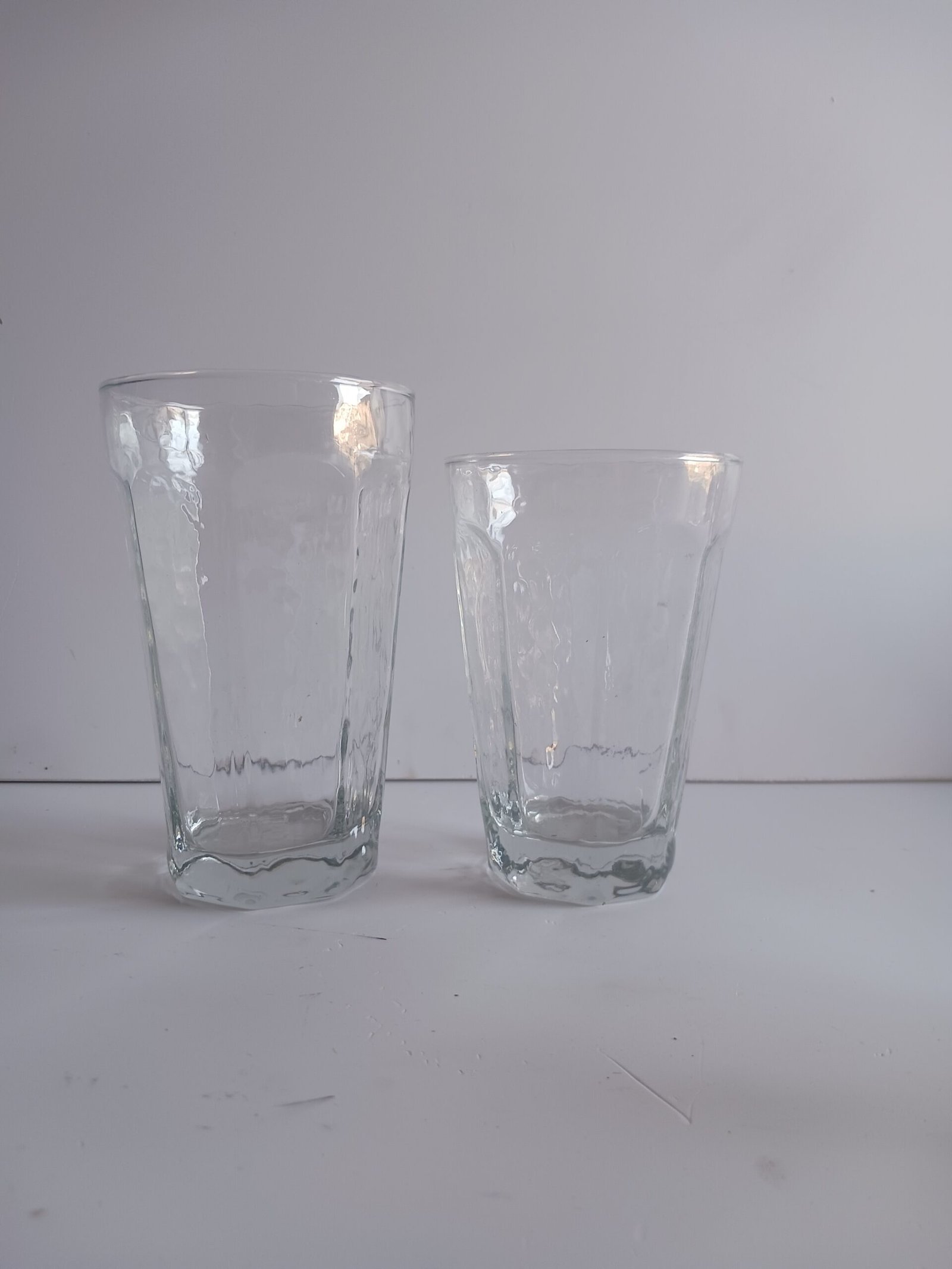 Juego de vasos de vidrio grueso