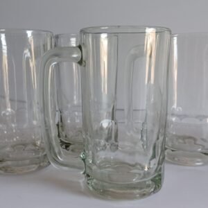 Set de jarras estilo bar cervecero.